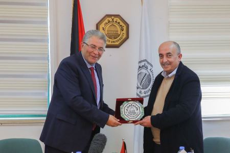 جامعة القدس ومستشفى الميزان يوقعان مذكرة تفاهم لتدريب الطلبة في المرحلة السريرية